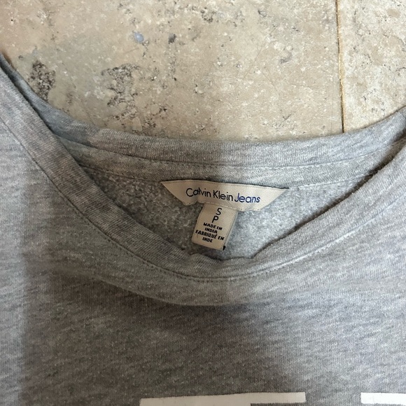 Calvin Klein crew neck - Picture 2 of 2